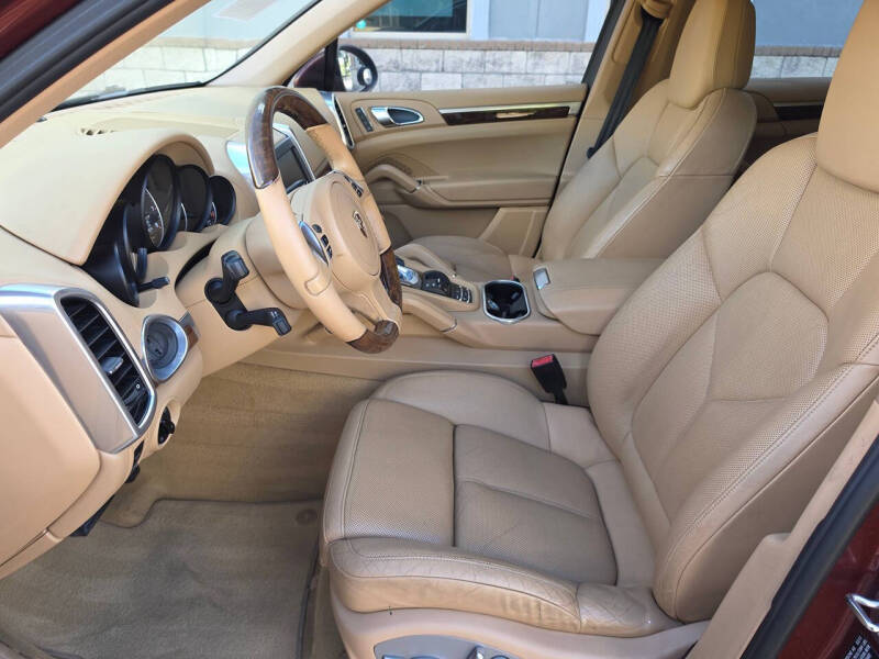 2011 Porsche Cayenne Tiptronic