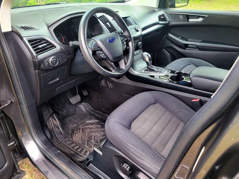 2015 Ford Edge SE