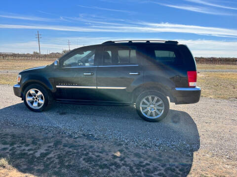 2007 Chrysler Aspen for sale at FIRST CHOICE MOTORS in Lubbock TX