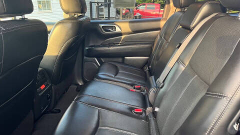 2017 Nissan Pathfinder S