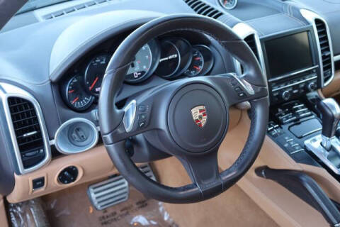 2014 Porsche Cayenne GTS