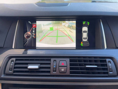 2015 BMW 5 Series 528i