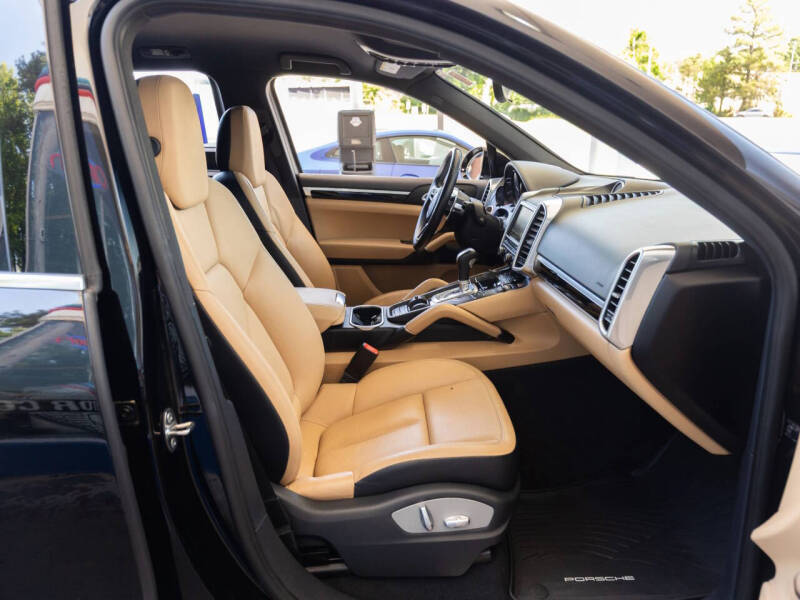 2016 Porsche Cayenne