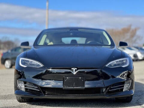 2017 Tesla Model S 90D