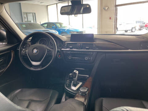 2015 BMW 3 Series 328i xDrive