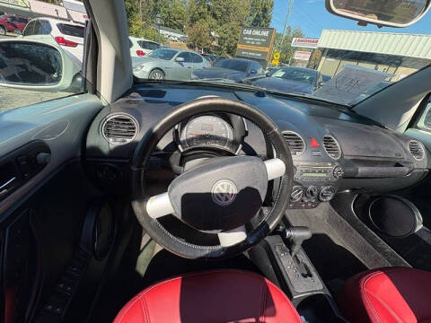 2009 Volkswagen New Beetle Convertible Blush Edition