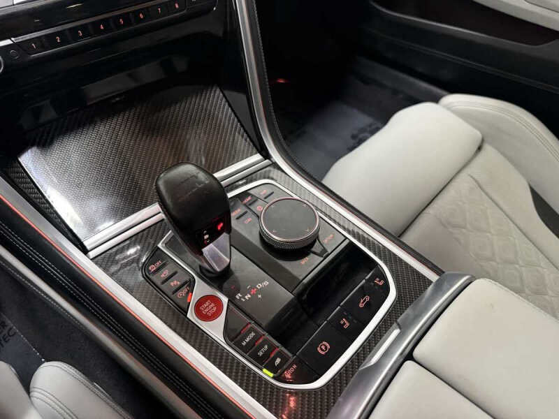 2020 BMW M8