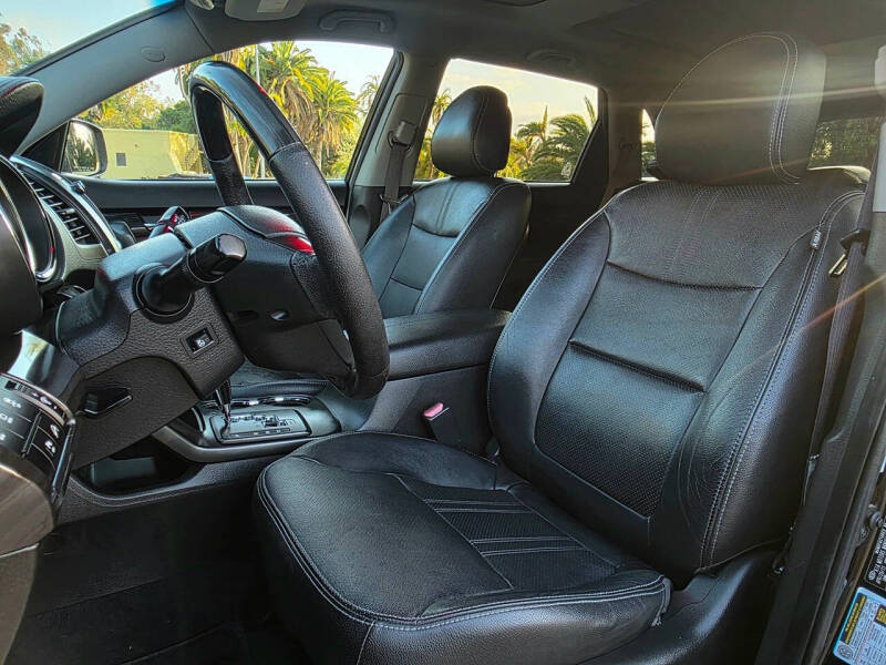 2012 Kia Sorento SX