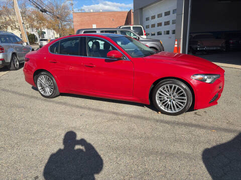 2017 Alfa Romeo Giulia Ti