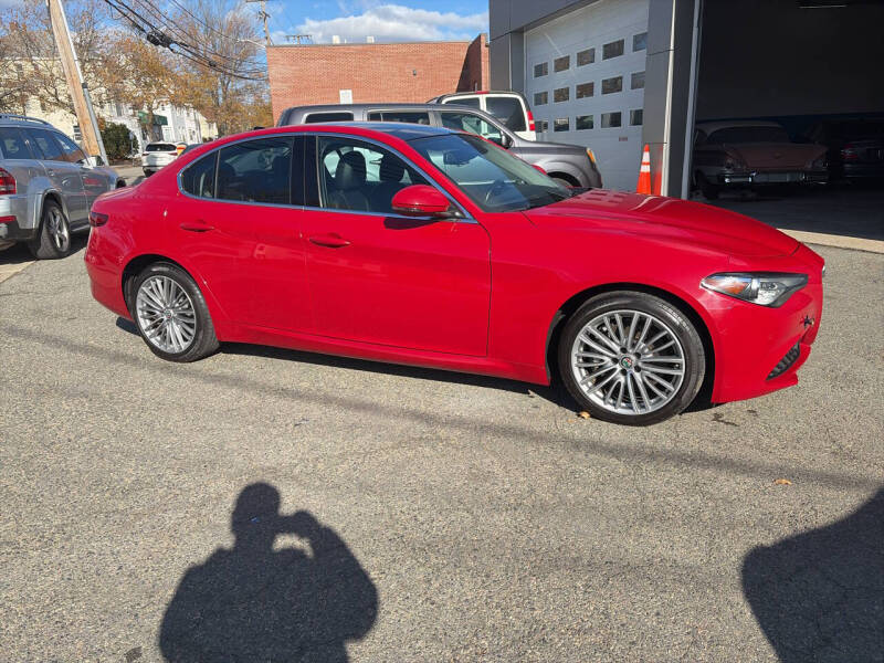 2017 Alfa Romeo Giulia Ti