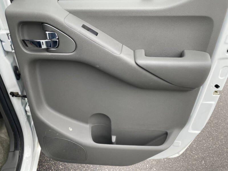 2016 Nissan Frontier SV