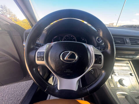 2013 Lexus CT 200h