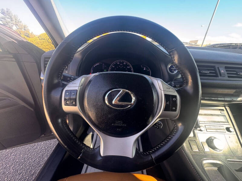 2013 Lexus CT 200h