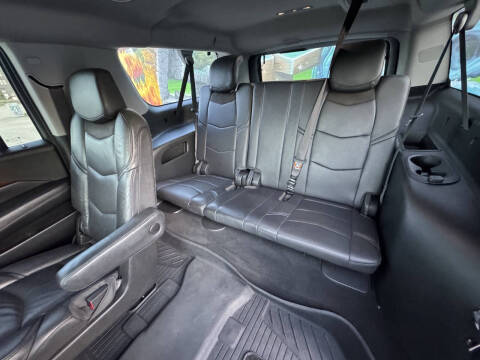 2018 Cadillac Escalade ESV Premium Luxury