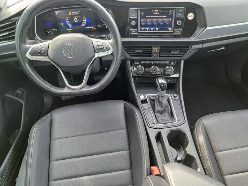 2024 Volkswagen Jetta SE