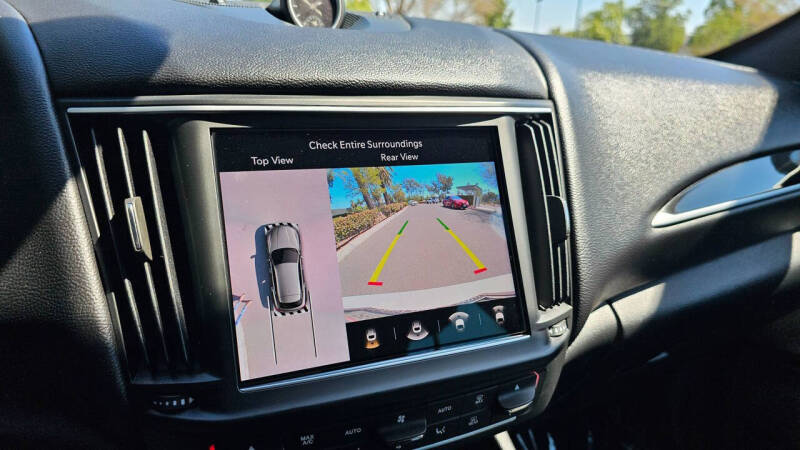 2023 Maserati Levante Modena