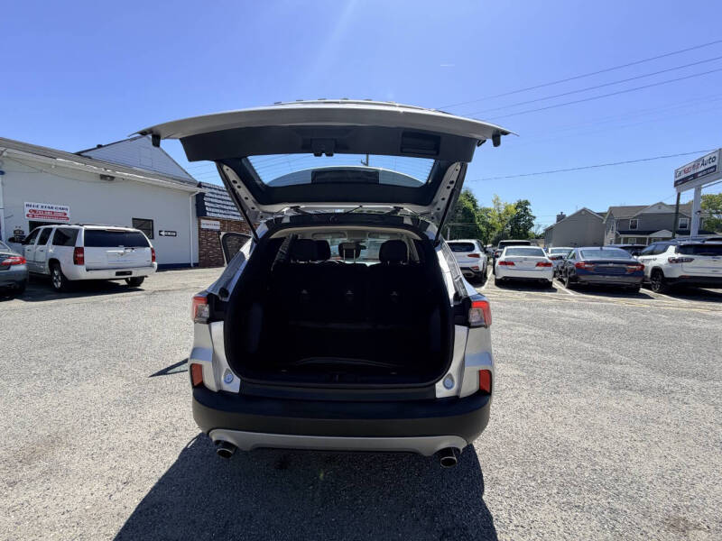 2020 Ford Escape S