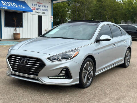 2019 Hyundai Sonata Hybrid for sale at Discount Auto Company in Houston TX