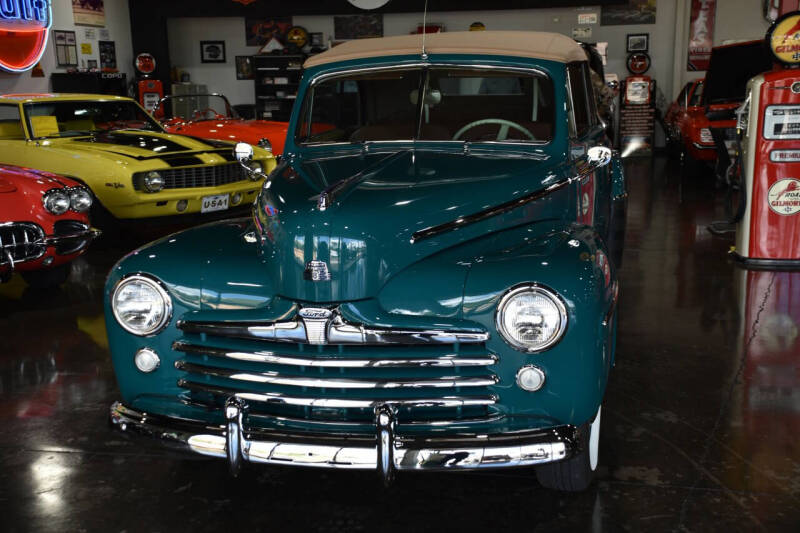 1947 Ford Super Deluxe