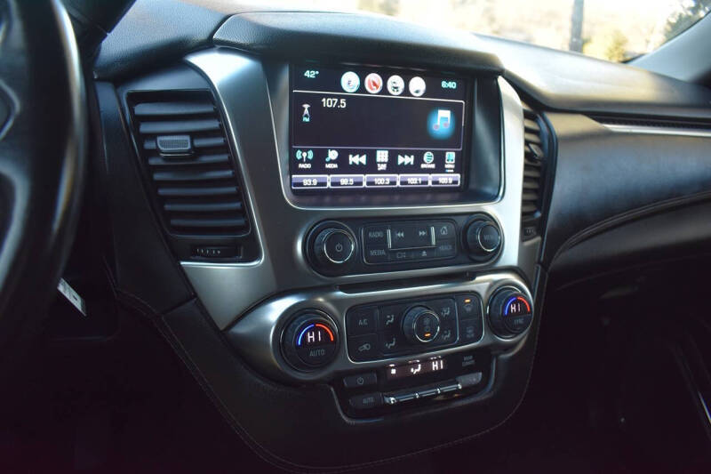 2017 Chevrolet Suburban LS