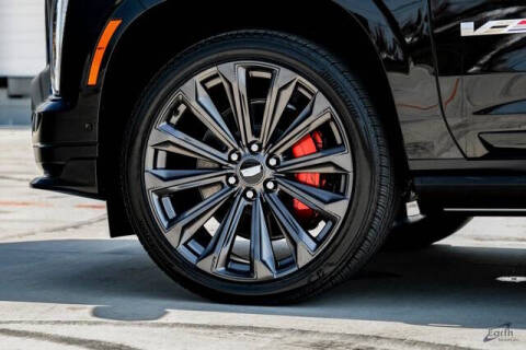 2025 Cadillac Escalade-V