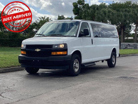 2023 Chevrolet Express LS 3500