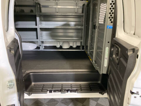 2025 Chevrolet Express 2500