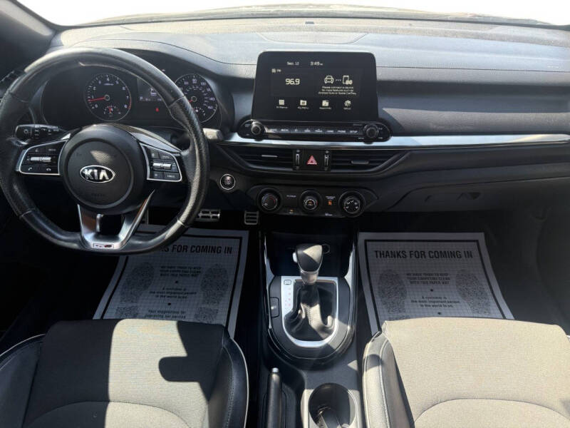 2021 Kia Forte GT Line