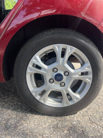 2016 Ford Fiesta SE