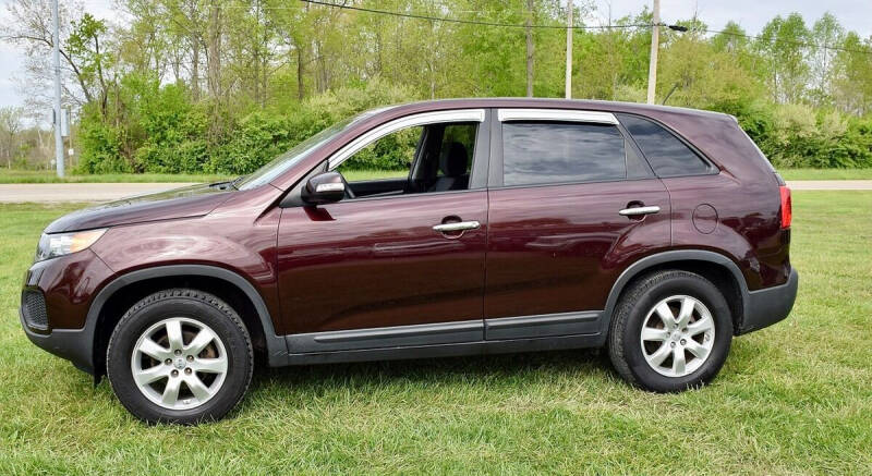 2013 Kia Sorento for sale at PINNACLE ROAD AUTOMOTIVE LLC in Moraine OH
