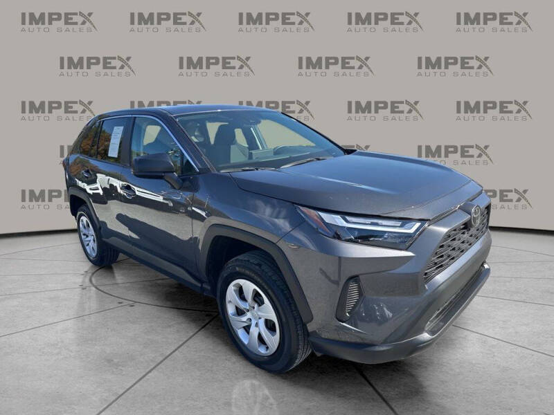 2025 Toyota RAV4 LE