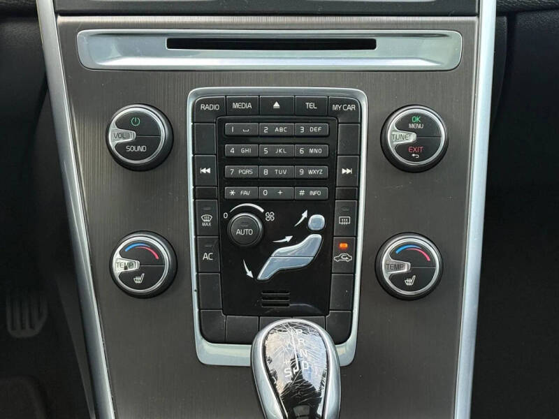 2015 Volvo XC60 3.2 Premier