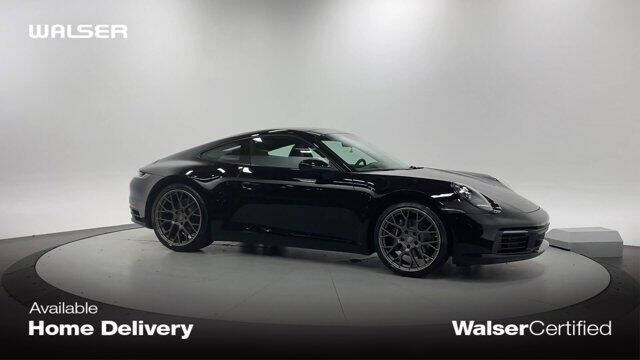 2021 Porsche 911 Carrera