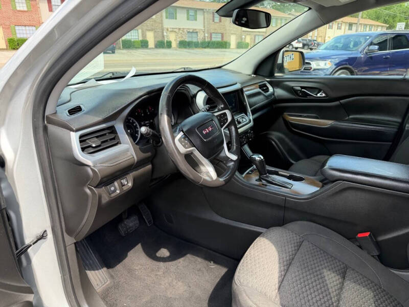 2017 GMC Acadia SLE-1