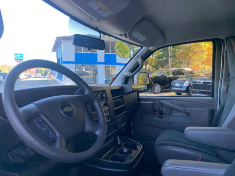 2024 Chevrolet Express 2500