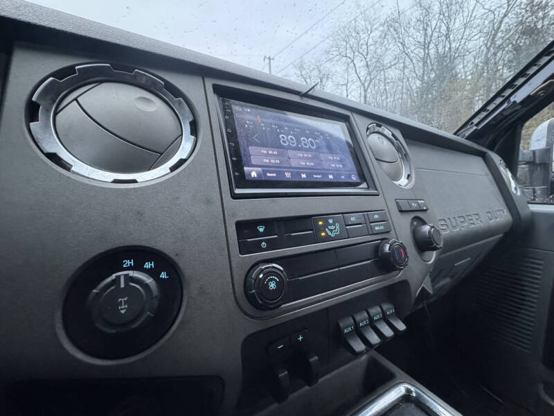 2011 Ford F-350 Super Duty XLT