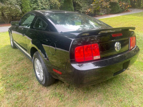 2006 Ford Mustang V6 Standard