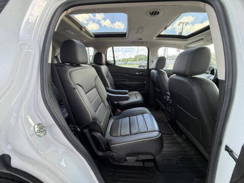 2022 GMC Acadia Denali