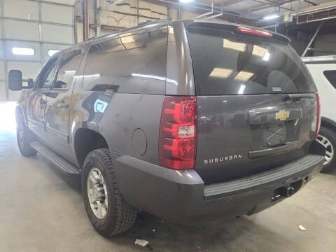 2011 Chevrolet Suburban LS 2500