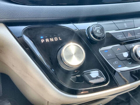 2017 Chrysler Pacifica LX