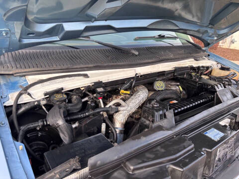 2005 Ford E-Series E-350 SD