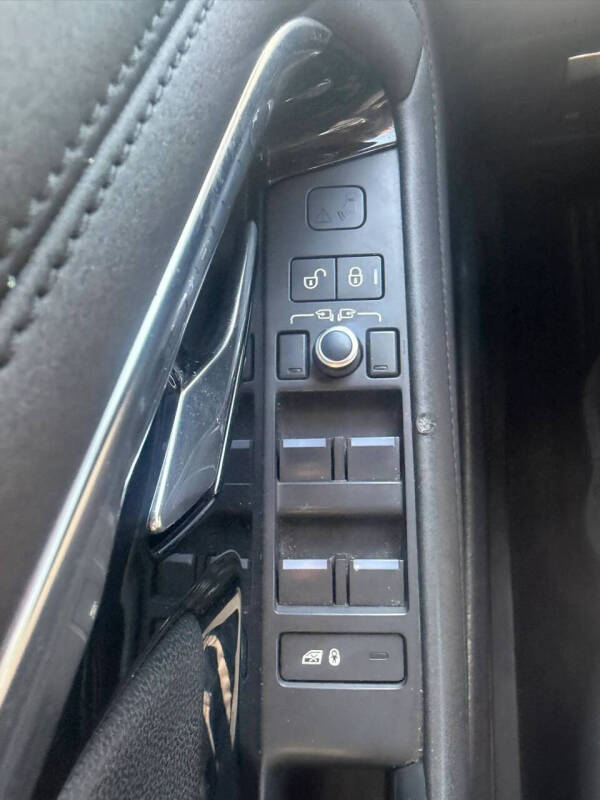 2020 Land Rover Range Rover Evoque SE