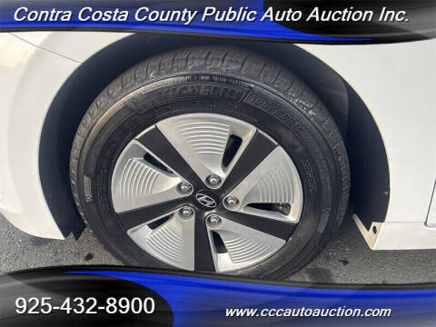 2019 Hyundai Ioniq Hybrid Blue