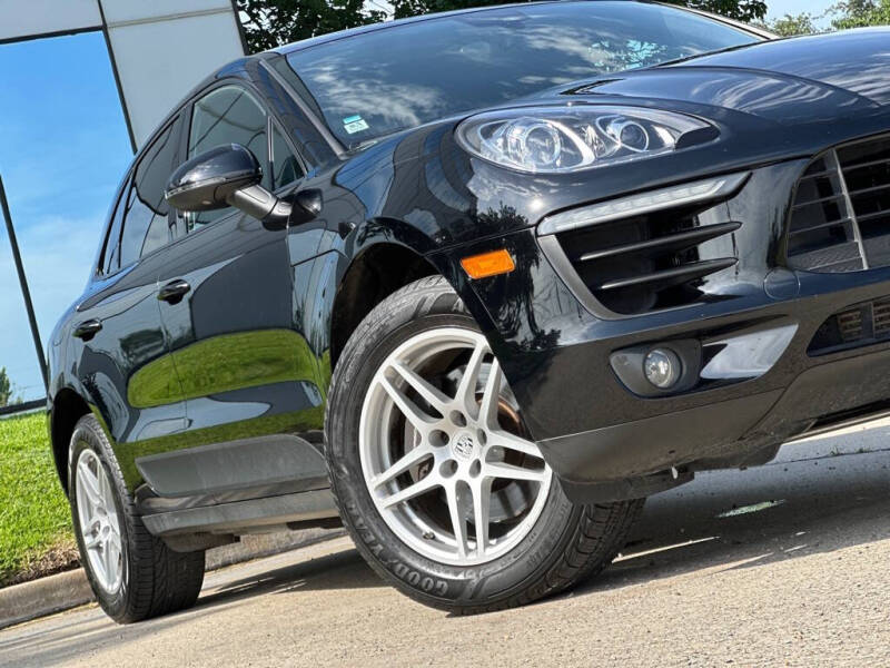 2017 Porsche Macan