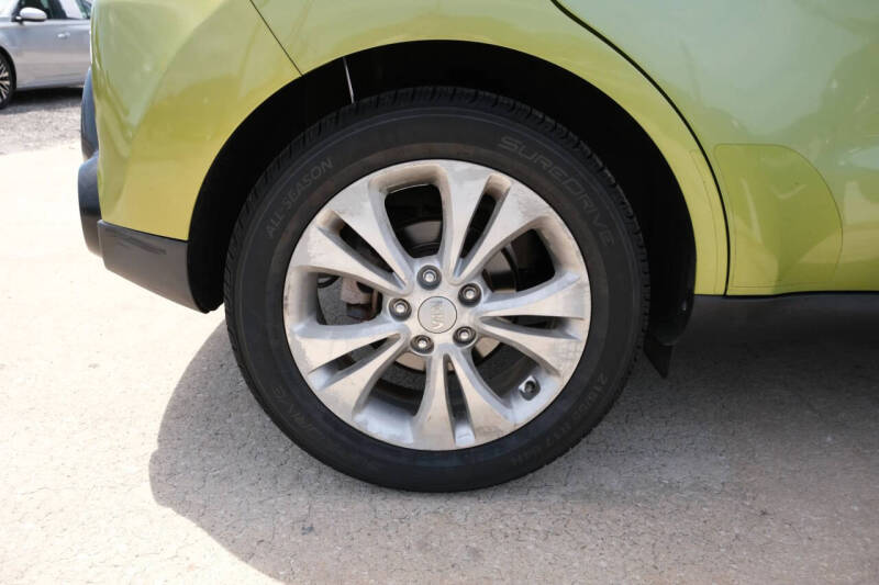2016 Kia Soul +