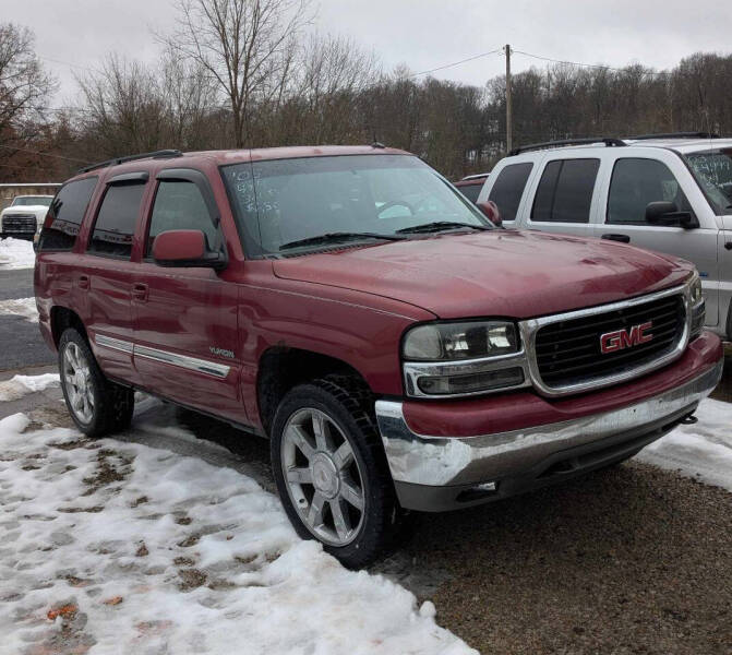 2005 GMC Yukon for sale at TEMPLE AUTO SALES in Zanesville OH