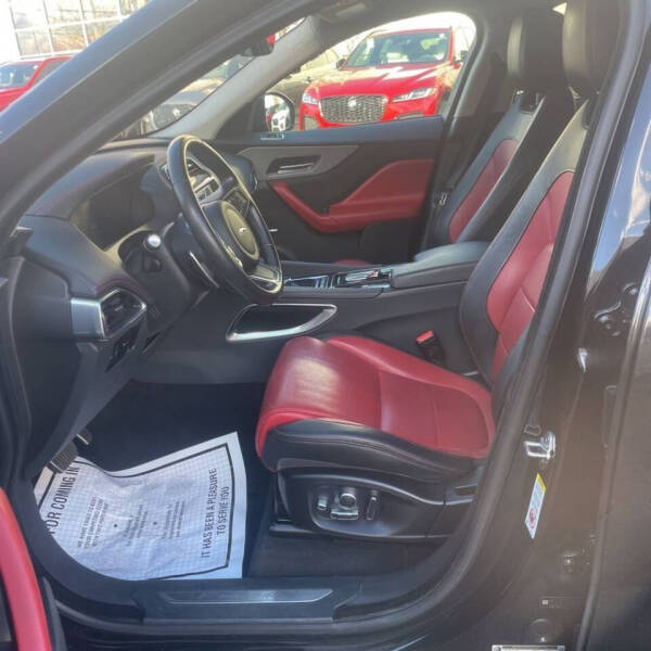 2020 Jaguar F-PACE Checkered Flag Limited Edition