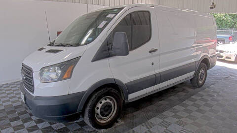 2015 Ford Transit for sale at HERMANOS SANCHEZ AUTO SALES LLC in Dallas TX
