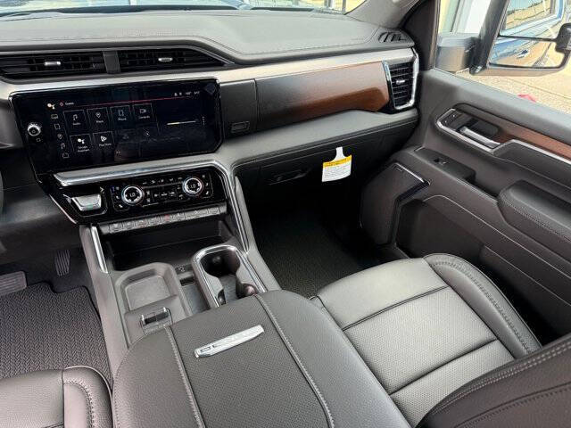 2025 GMC Sierra 2500HD