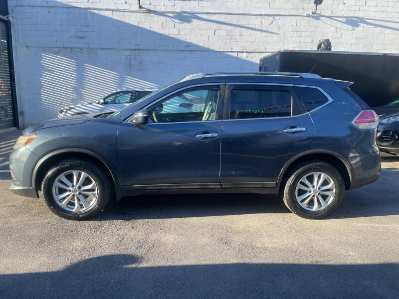 2016 Nissan Rogue SV